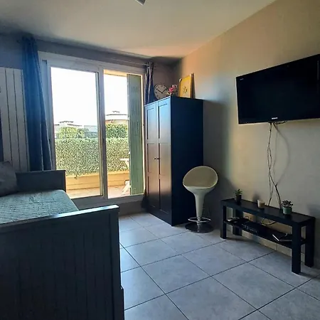 Charming With Terrace In Apartmán